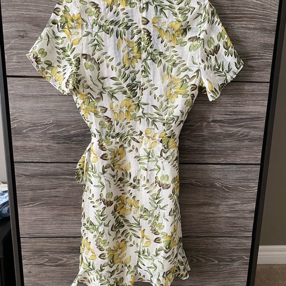 NWT Hello Molly wrap dress - Picture 4 of 6